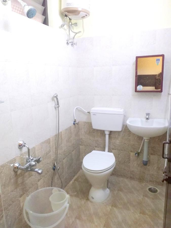 Hotel Amrita Mogappair Chennai Ngoại thất bức ảnh
